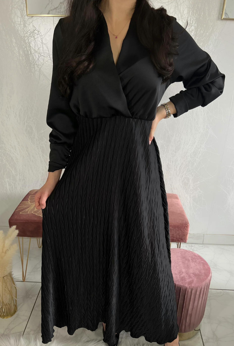 Robe longue cache-coeur en satin - Chanika