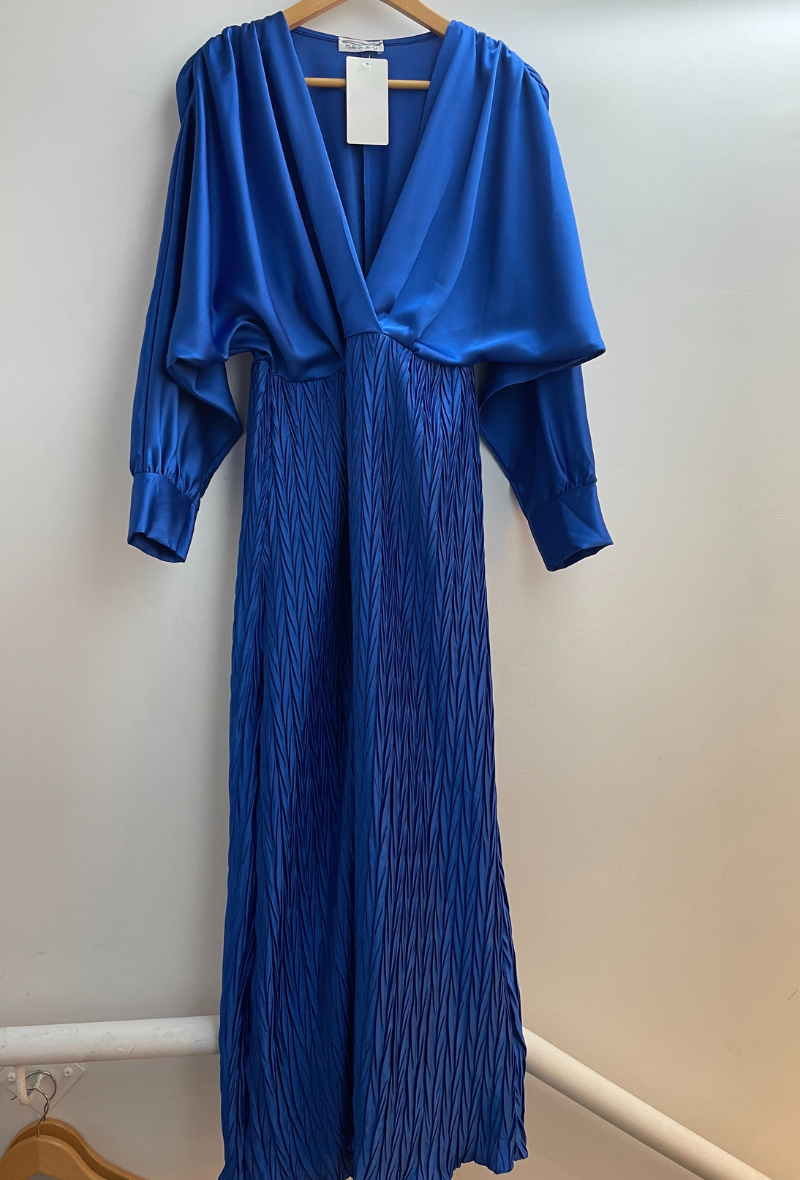 Robe longue cache-coeur en satin - Chanika