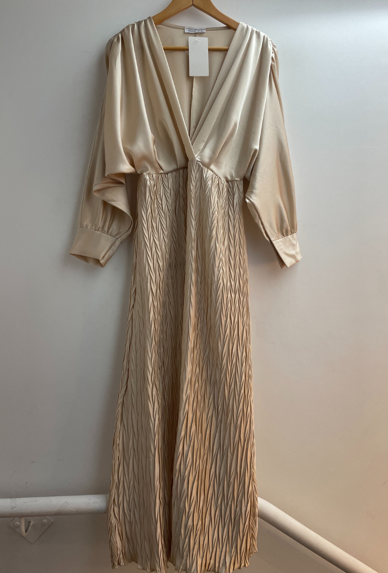 Robe longue cache-coeur en satin - Chanika