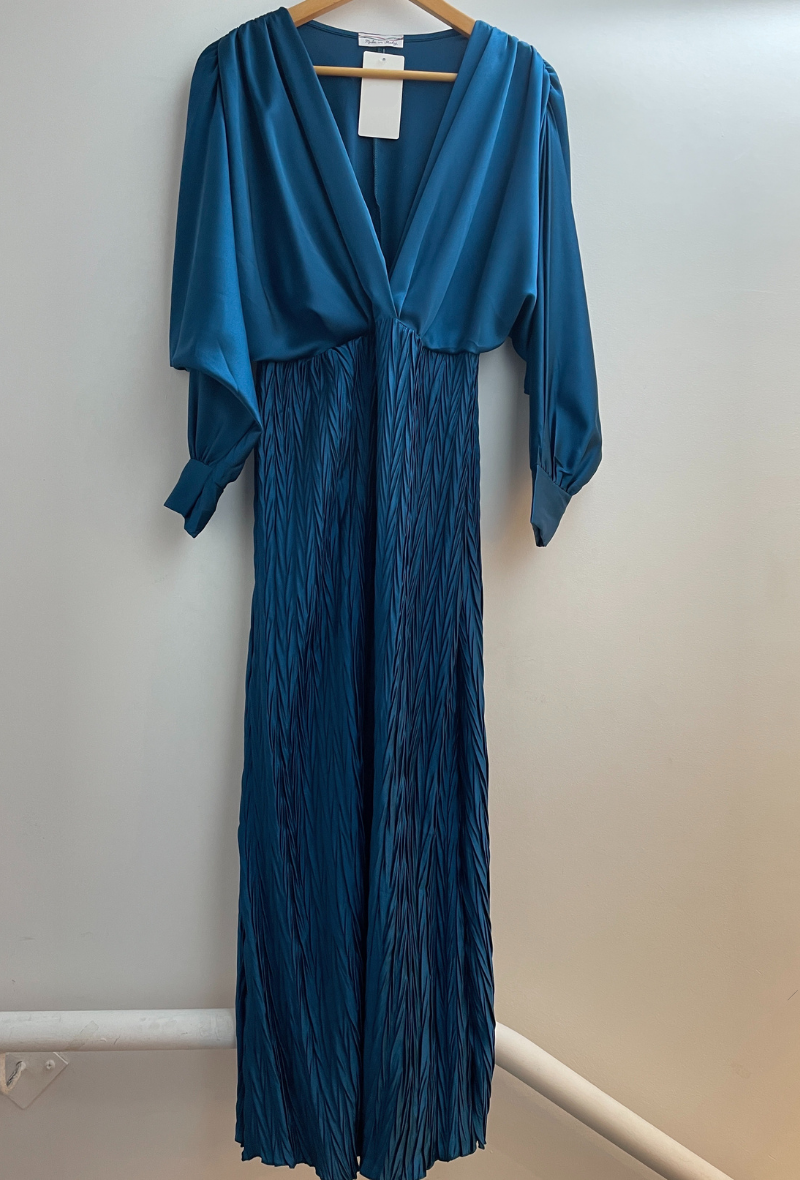 Robe longue cache-coeur en satin - Chanika