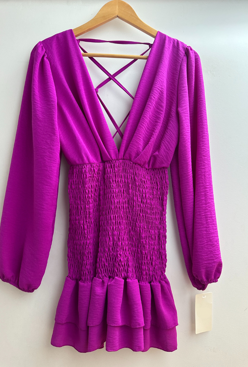 Robe courte uni noir disponible en rose bleu et beige voir les photos - Zeyna