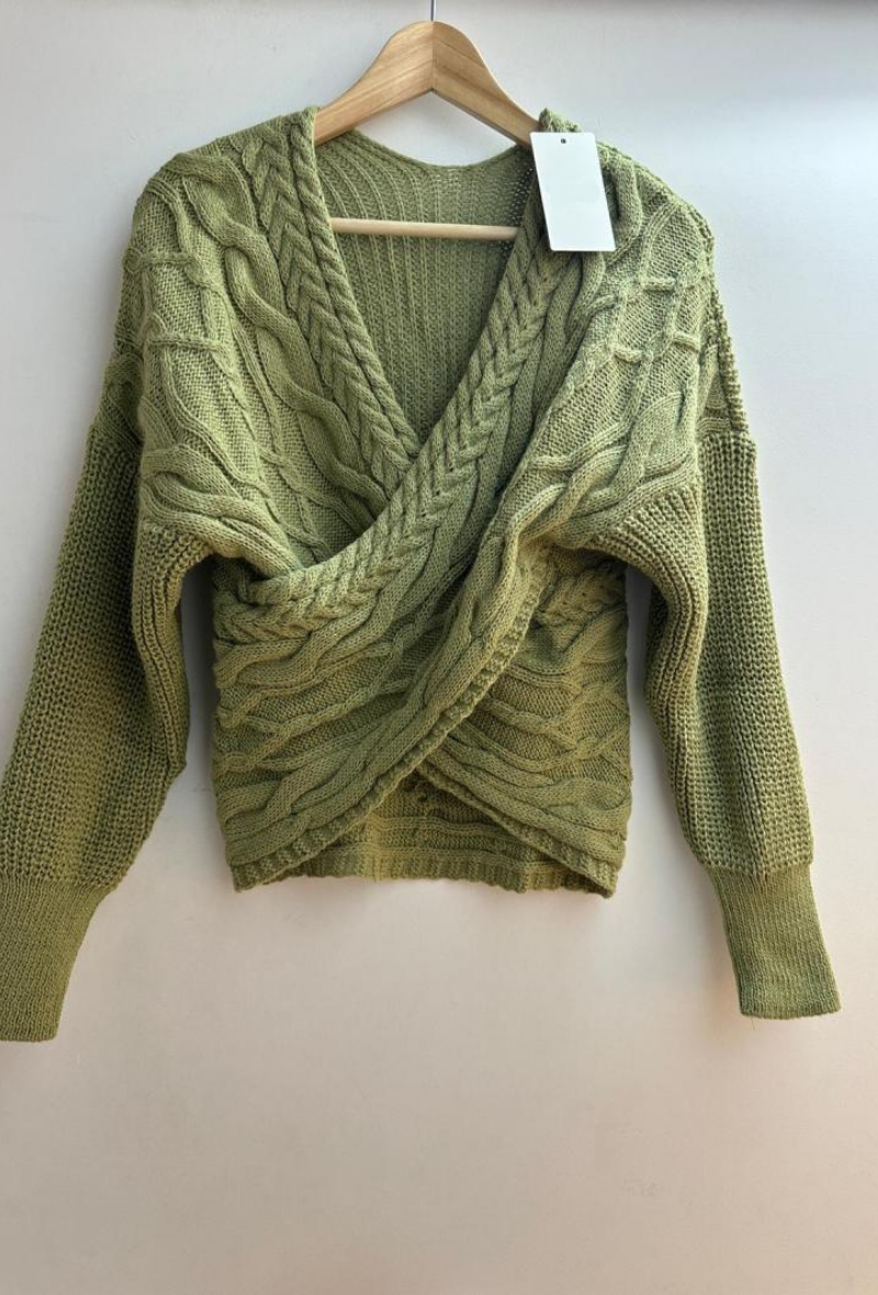 Pull cache-cœur en maille torsadée - Alyssa