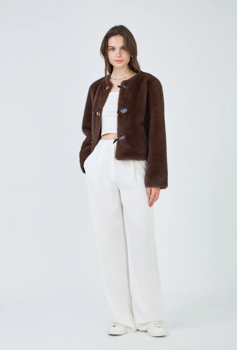 Veste en fausse fourrure disponible en plusieurs couleurs - Billy