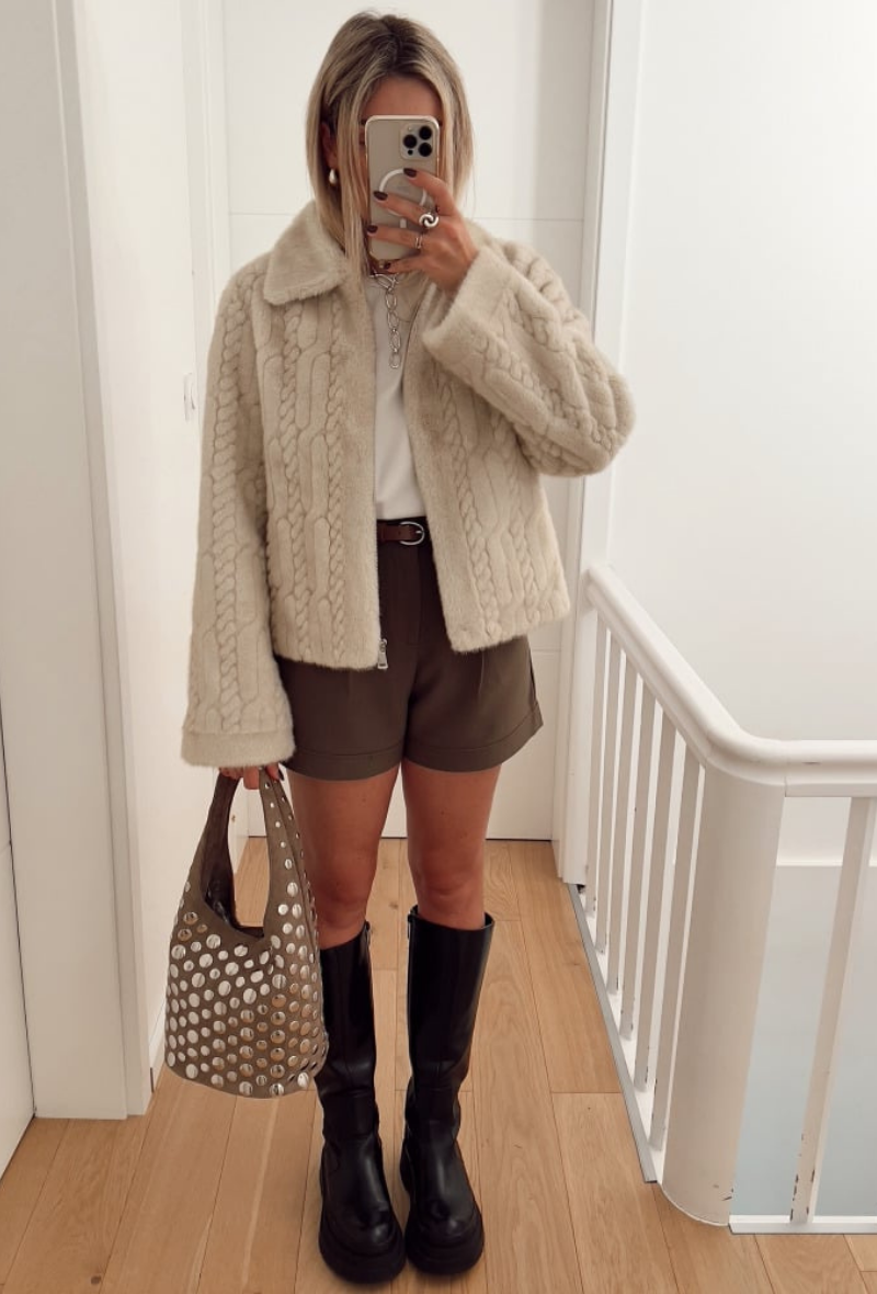 PRÉ-COMMANDE veste courte torsadée en fausse fourrure - Ésmé