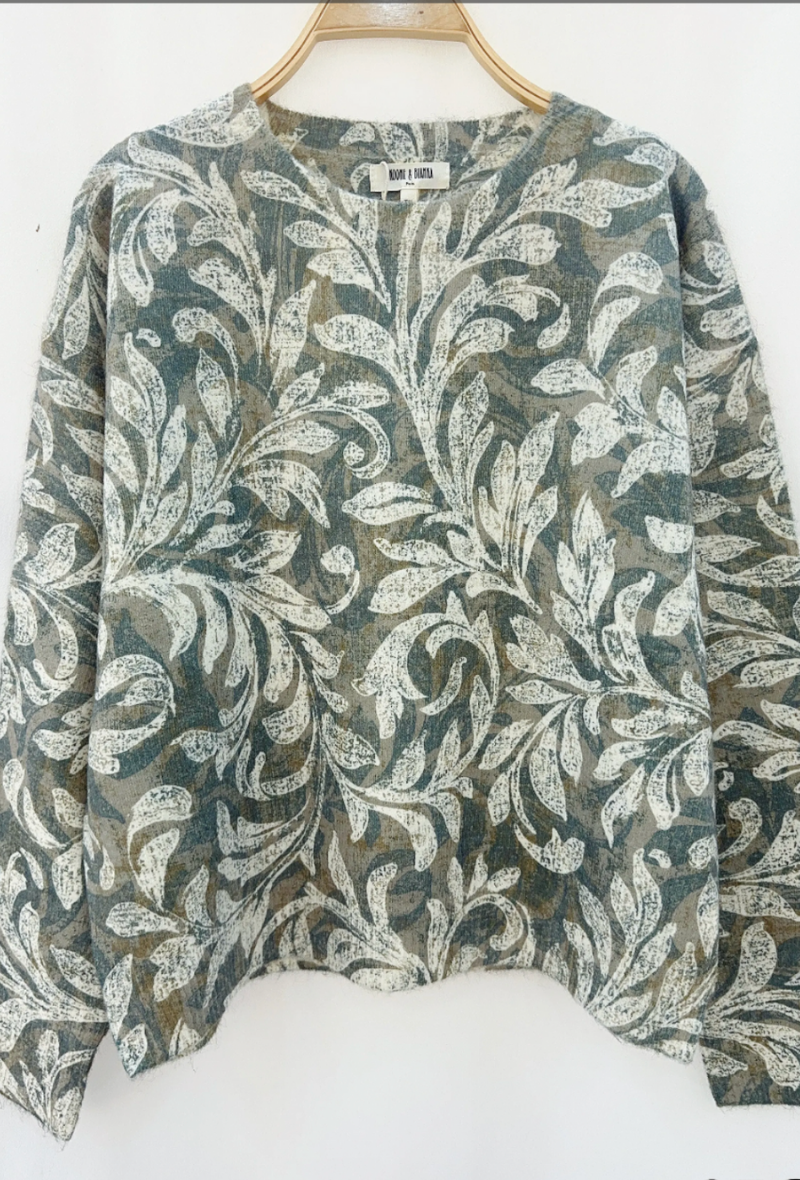 Pull col rond chic et tendance à Paris - Karla