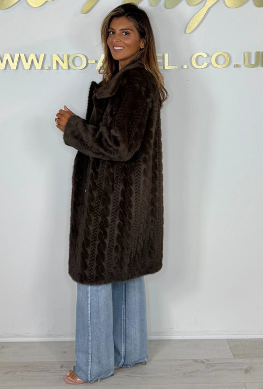 Manteau en fausse fourrure disponible aussi en beige - Victoria