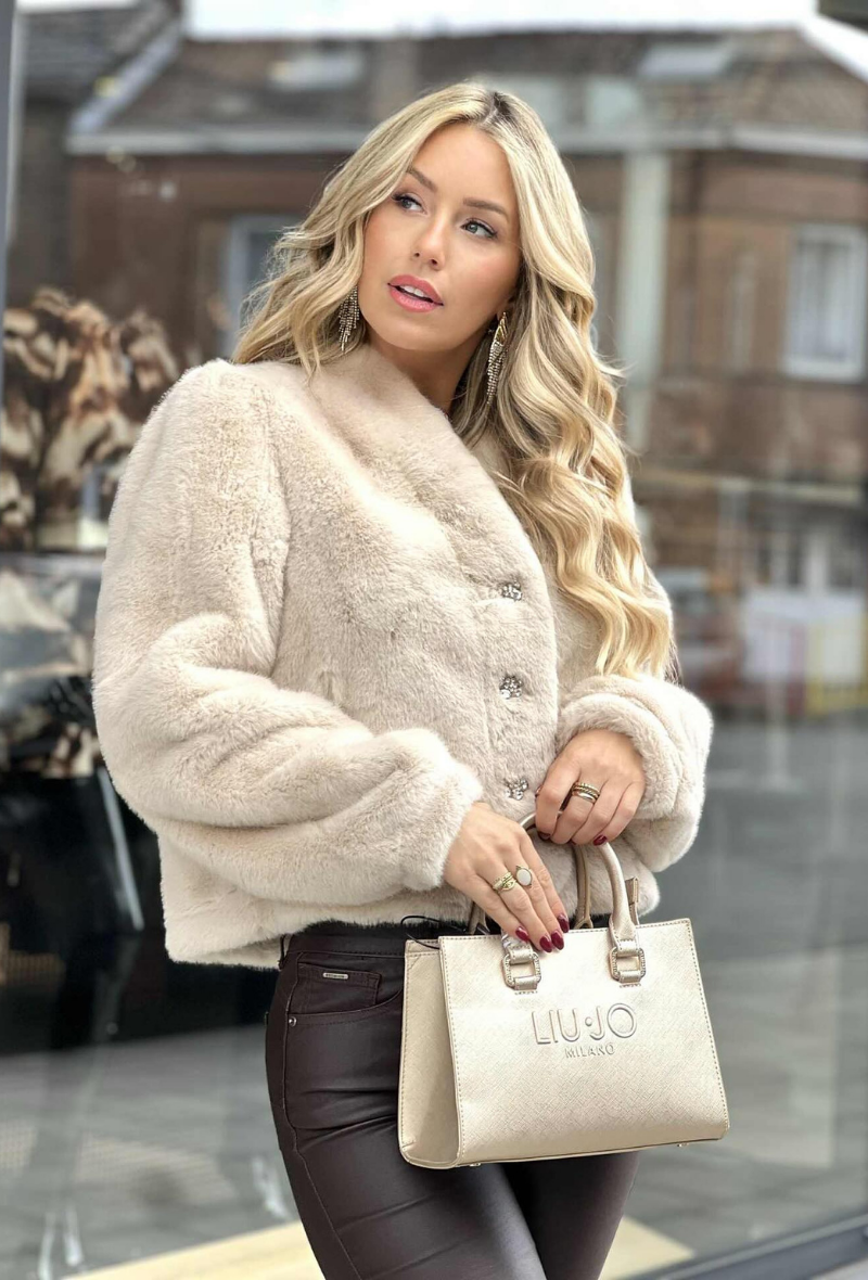 Veste en fourrure disponible en plusieurs couleurs - Elly