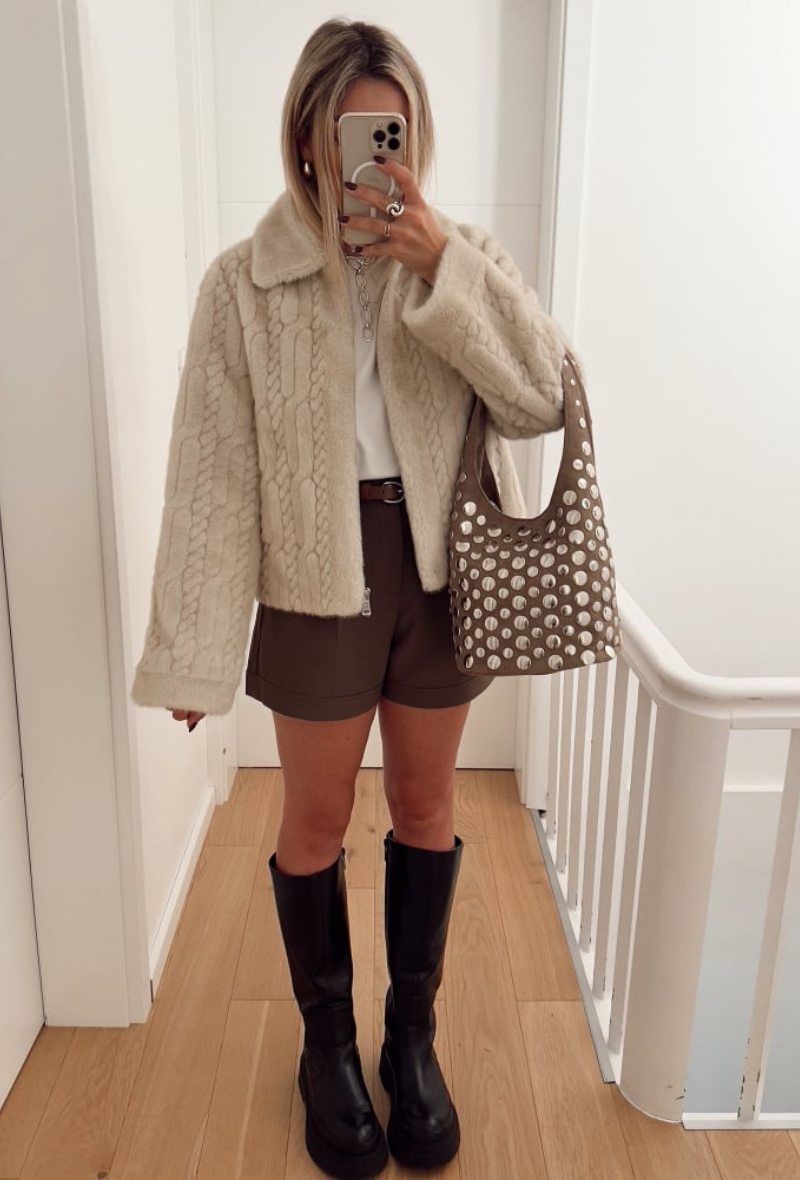 PRÉ-COMMANDE veste courte torsadée en fausse fourrure - Ésmé