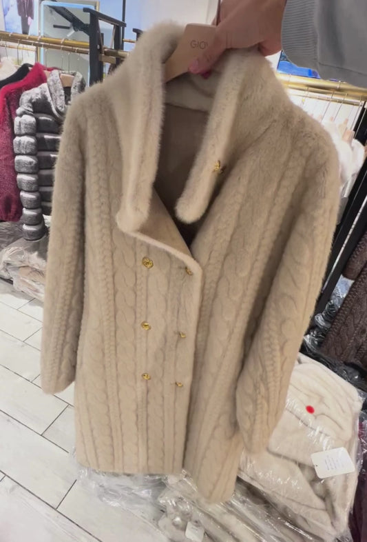 Manteau en fausse fourrure disponible aussi en marron - Victoria