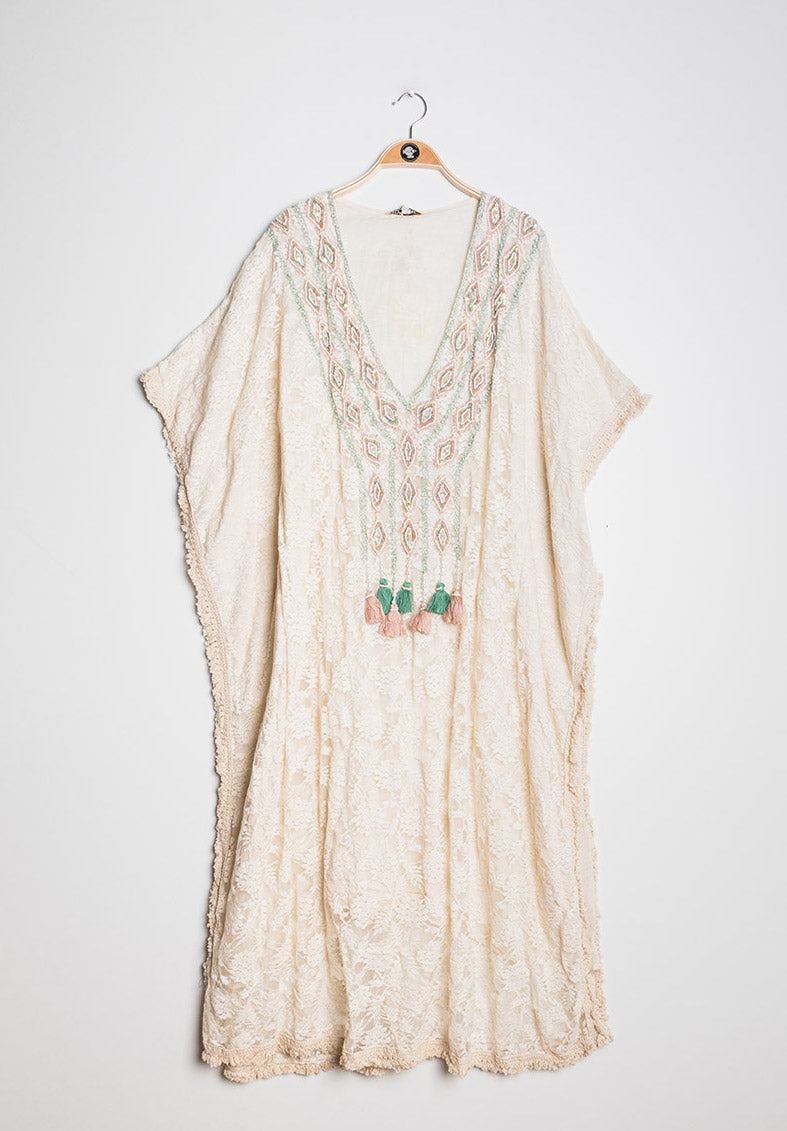 Robe avec une doublure intérieure et broderie en coton - Milla